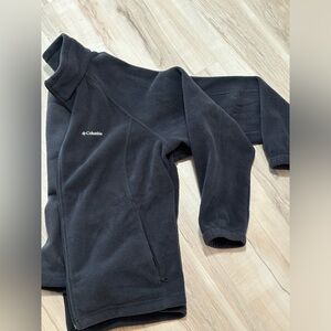 Black Columbia 3XL full zip fleece jacket. New without tags.